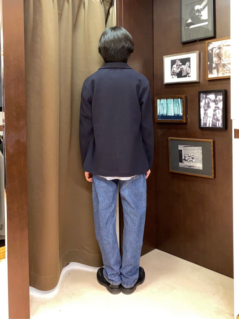 コバヤシさんの「TAKEO KIKUCHI｜ハットモチーフ ジャカード ストライプ シャツ」を使ったコーディネート
