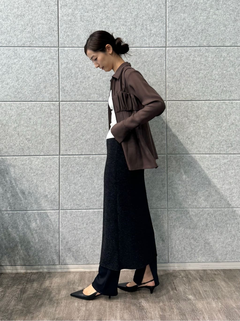 uchi__yamaさんの「CODE A｜lame skirt」を使ったコーディネート