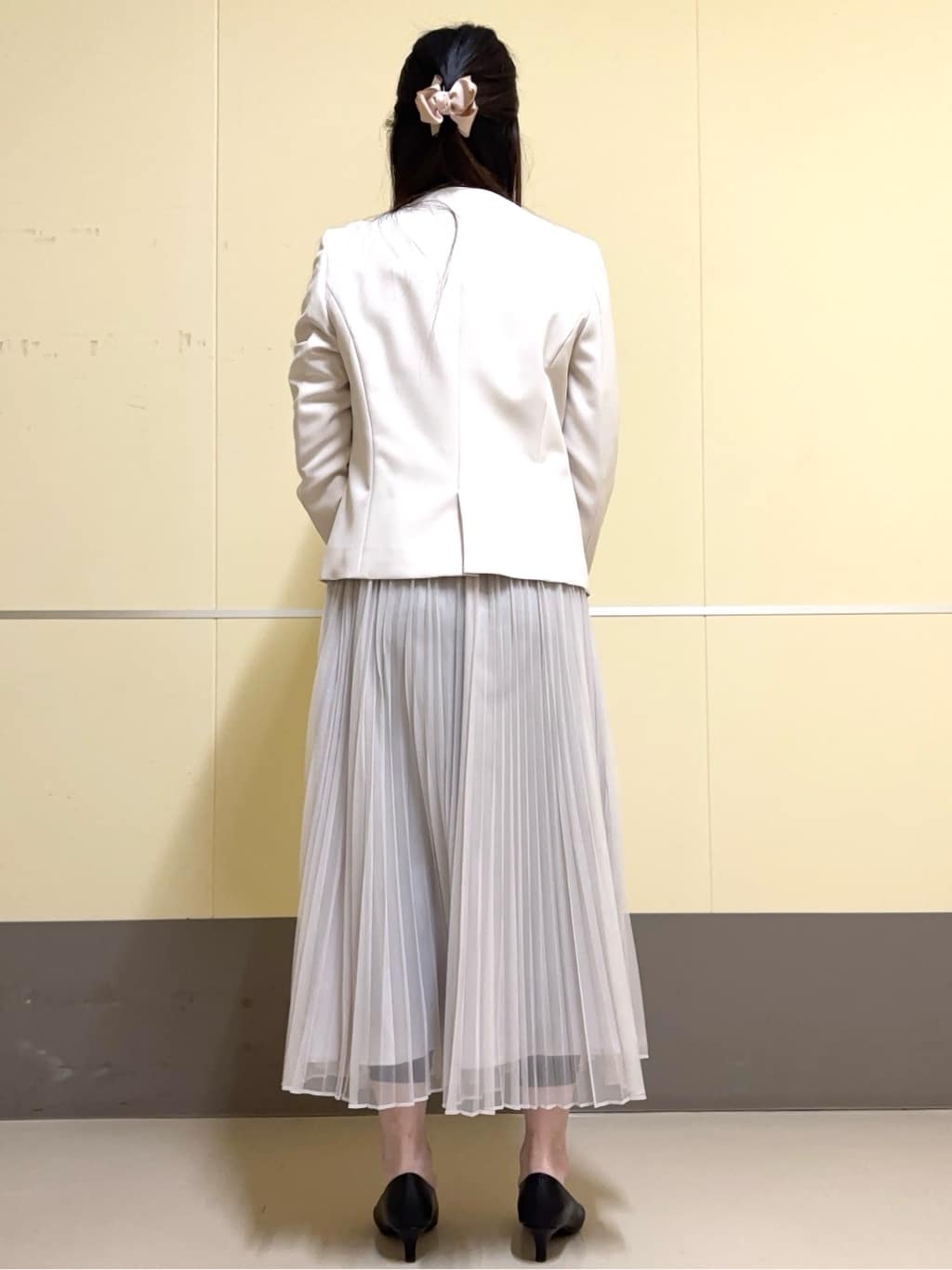あきさんの「OPAQUE.CLIP｜◆《通勤セットアップ対応》キーネックジャケットダブルクロス【洗濯機洗い可】」を使ったコーディネート