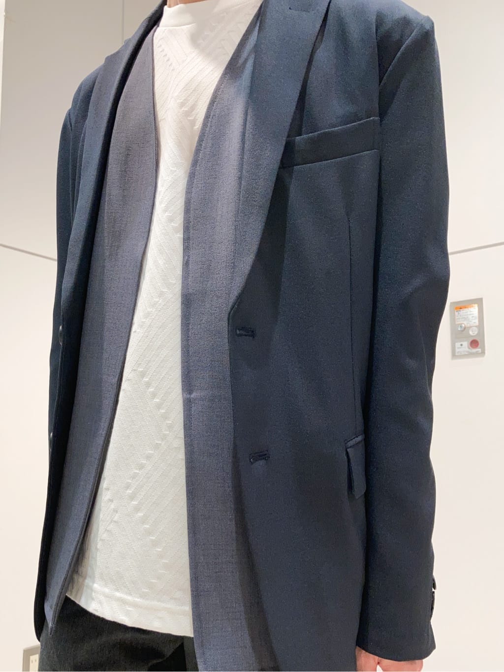 つーじーさんの「THE SHOP TK｜【オールシーズン穿ける！】7DAYSストレッチへリンボンパンツ　ON&hArr;OFF兼用」を使ったコーディネート