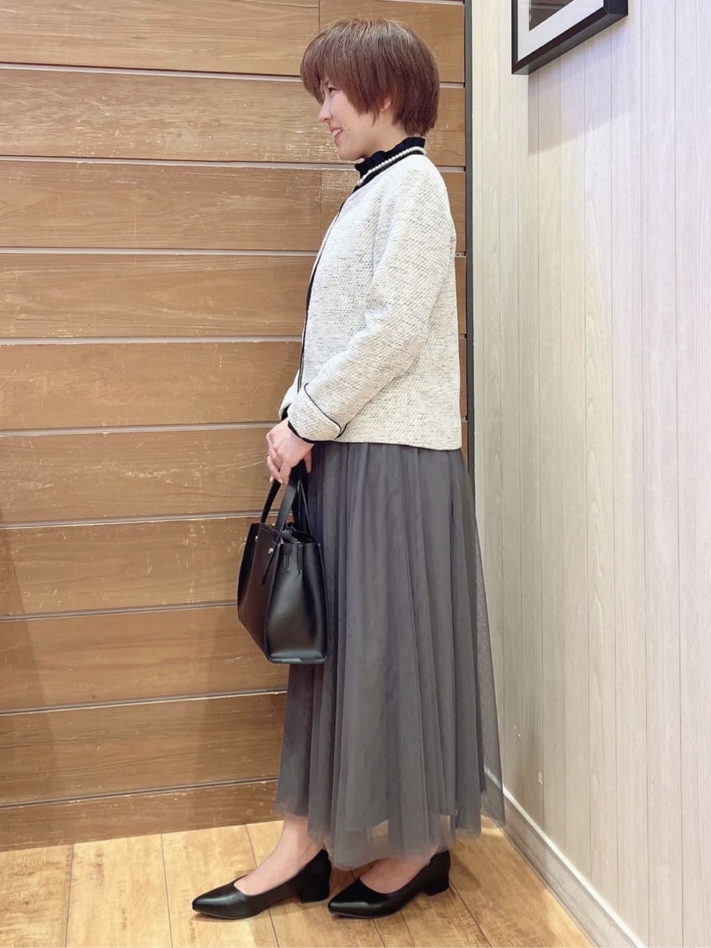 きょんさんの「SHOO･LA･RUE｜◆【通勤/セレモニー】女性らしいハートネック パイピング ツイードジャケット」を使ったコーディネート