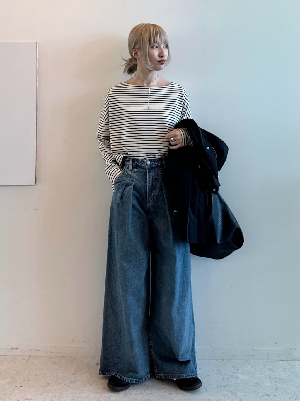 omaさんの「THE SHOP TK｜◆【後ろタック】マウンテンパーカ/洗える」を使ったコーディネート
