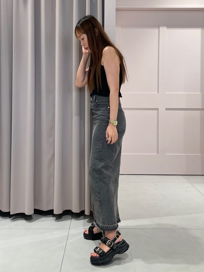 maiさんの「ESPERANZA｜厚底クシュクシュベルトスポサン」を使ったコーディネート
