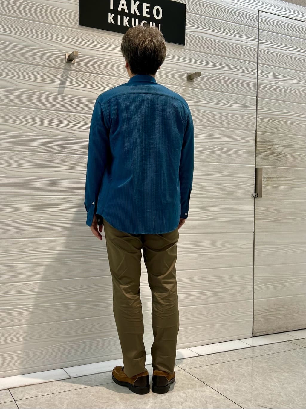 すーさんの「TAKEO KIKUCHI｜【オフィスカジュアル対応】ドレス チノパンツ」を使ったコーディネート