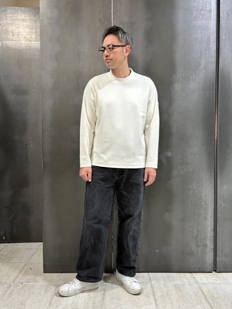 coheyさんの「TAKEO KIKUCHI｜【ウールカシミヤブレンド】ビーバー調 スタンドカラー コート」を使ったコーディネート