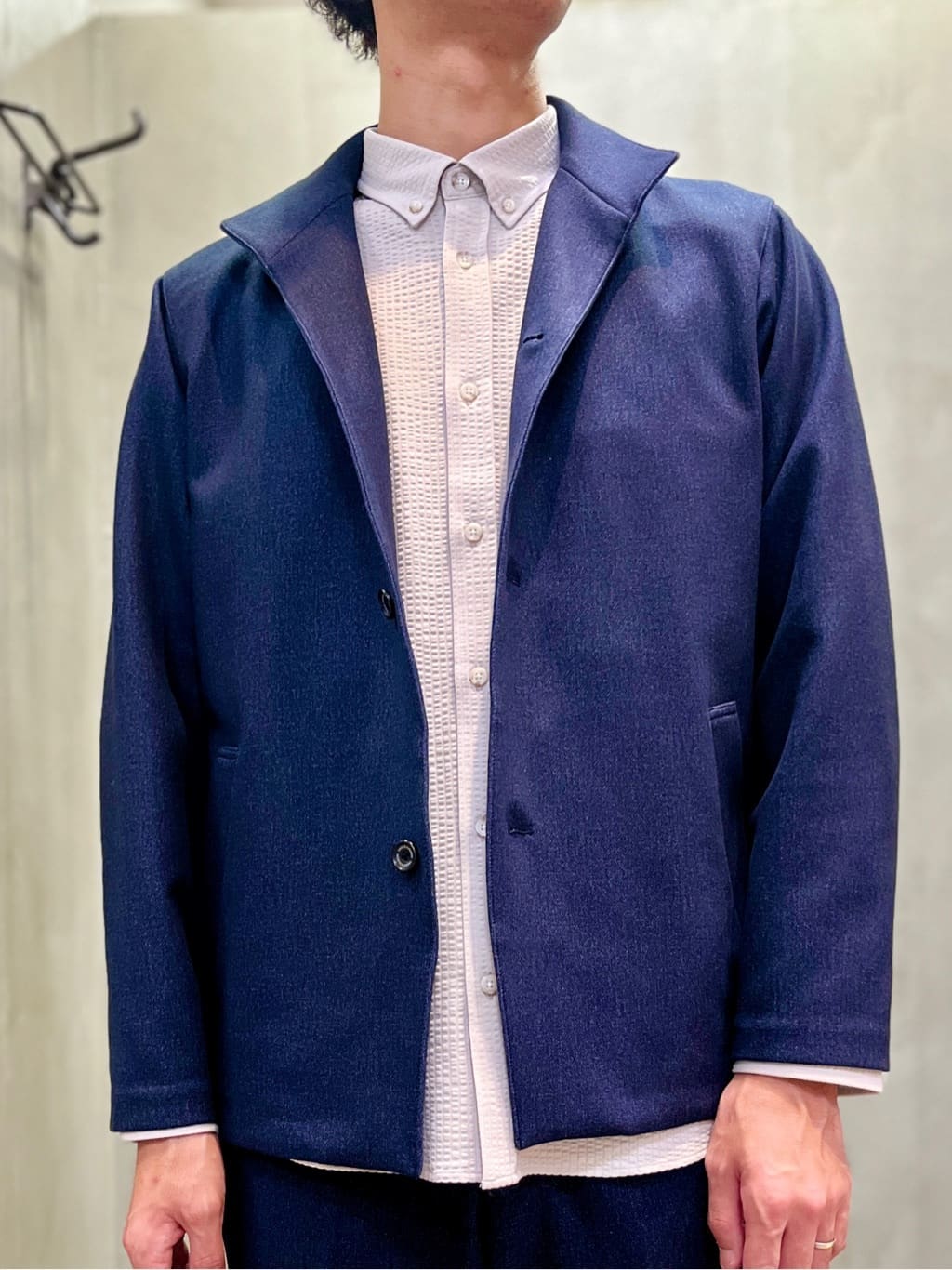 mutoさんの「TAKEO KIKUCHI｜【DOWN FABRIC】ダウンファブリック スタンドカラーブルゾン」を使ったコーディネート