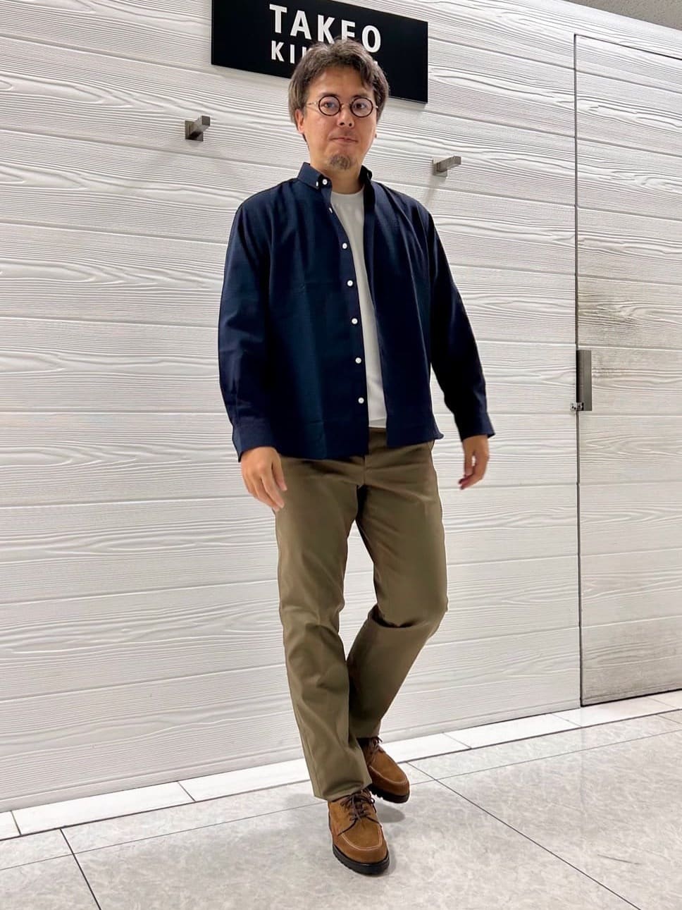 すーさんの「TAKEO KIKUCHI｜【オフィスカジュアル対応】ドレス チノパンツ」を使ったコーディネート