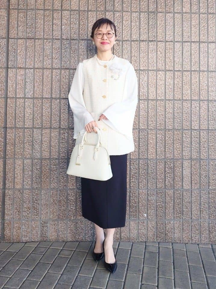 MUTSUKOさんの「UNTITLED｜◆フレアスリーブブラウス」を使ったコーディネート
