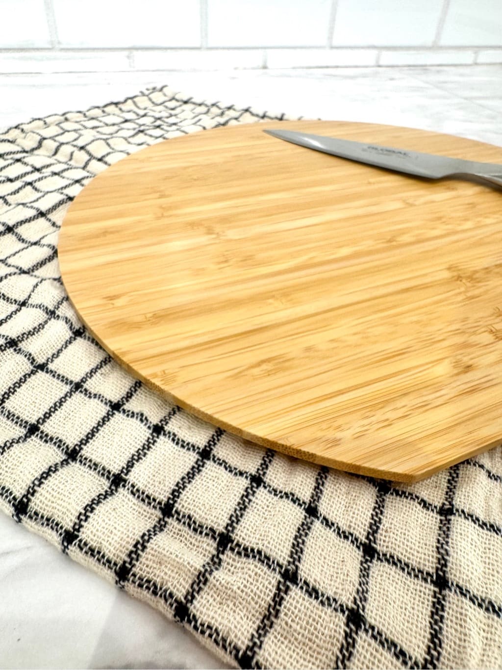 okomeさんの「212 KITCHEN STORE｜まな板 WH 山崎実業 ＜tosca トスカ＞」を使ったコーディネート