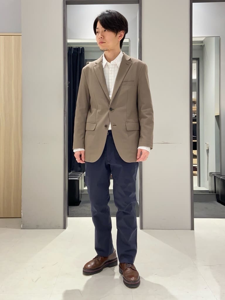 わいずみさんの「TAKEO KIKUCHI｜【360&deg;ストレッチ／セットアップ対応】None Of Stress ジャケット」を使ったコーディネート