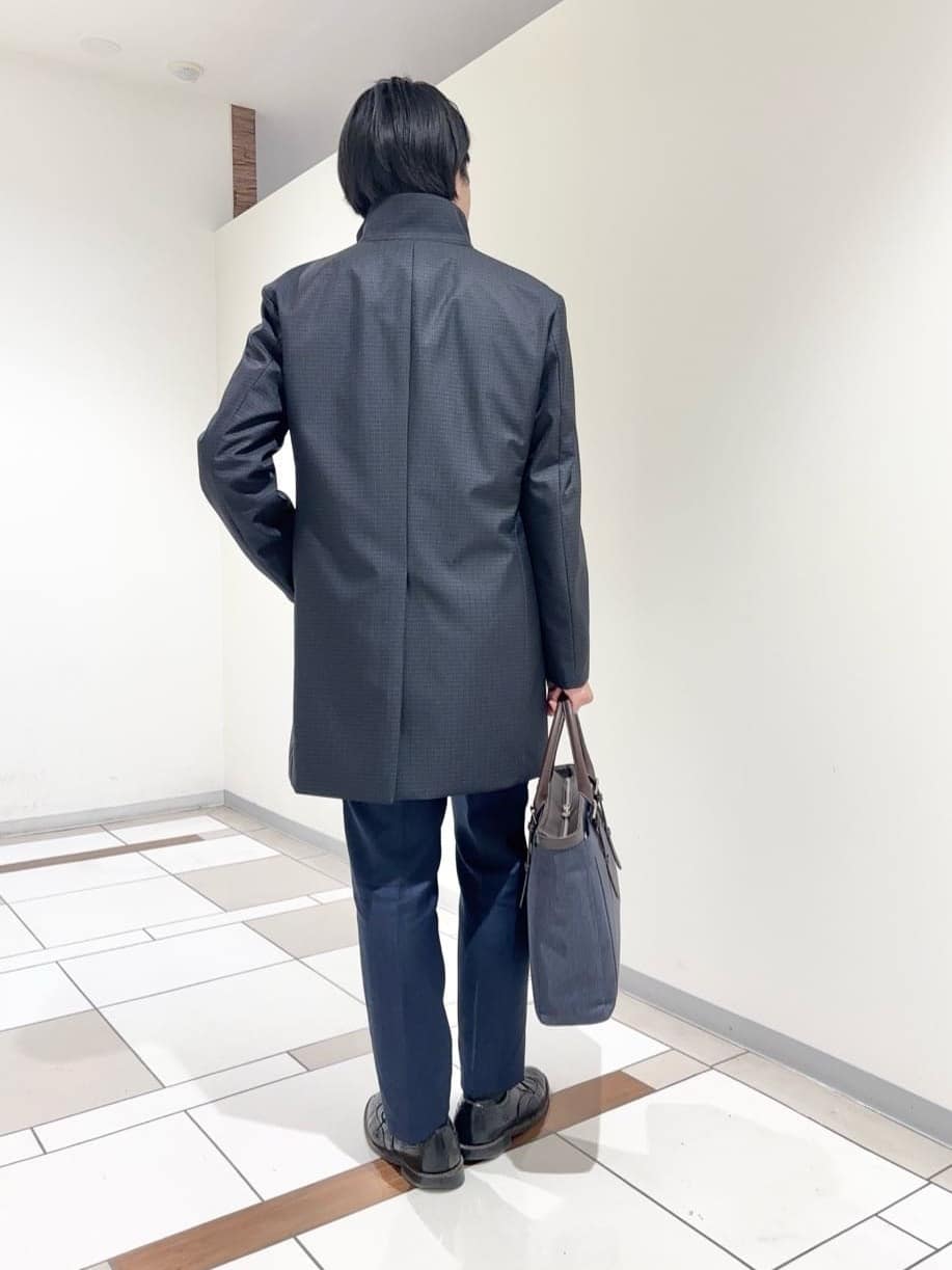 及川さんの「TAKEO KIKUCHI｜【Three by Three】シャイニーシャークピンヘッド スーツ/3ピース対応可」を使ったコーディネート