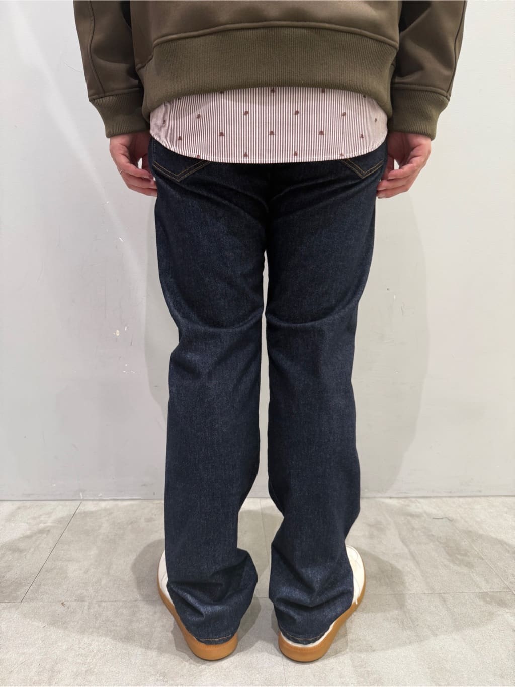 SHOTAさんの「TAKEO KIKUCHI｜ハットモチーフ ジャカード ストライプ シャツ」を使ったコーディネート