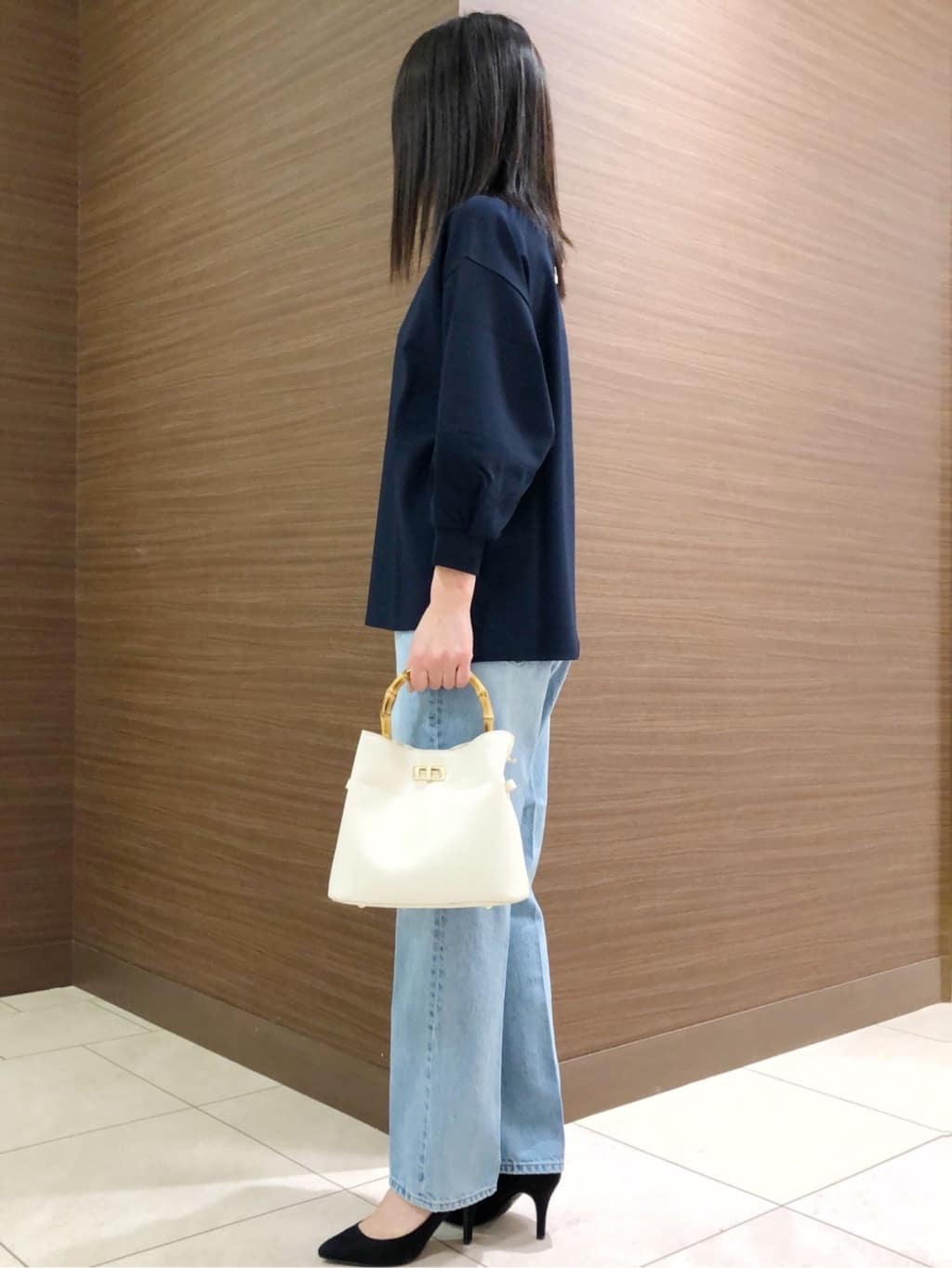 YUMIさんの「COUP DE CHANCE｜【環境に配慮したデニム】細身デニムパンツ」を使ったコーディネート