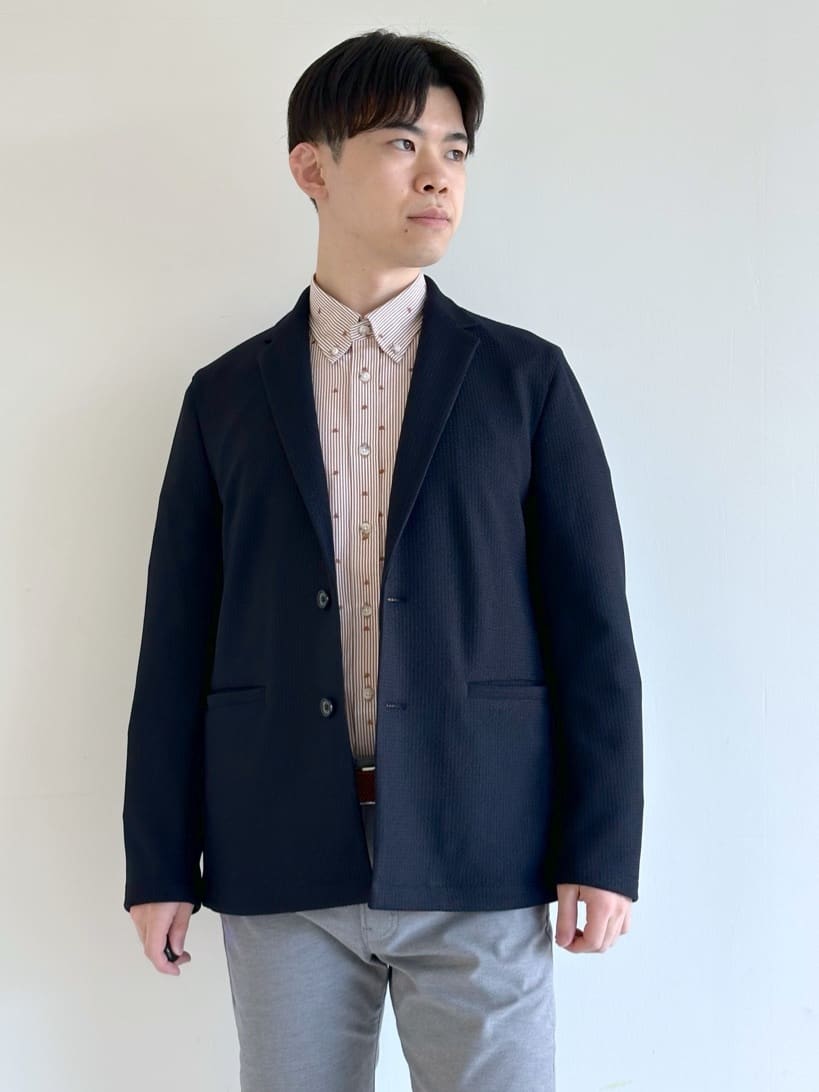 イッシーさんの「TAKEO KIKUCHI｜ハットモチーフ ジャカード ストライプ シャツ」を使ったコーディネート
