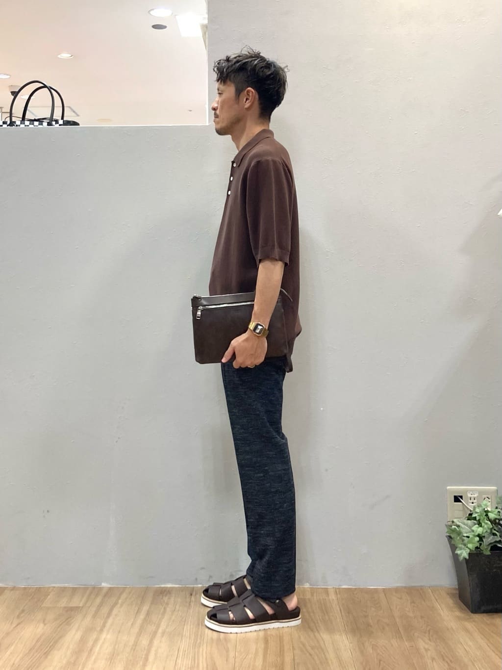 シュンさんの「TAKEO KIKUCHI｜【尾州織】リネンブレンド メッシュパンツ」を使ったコーディネート