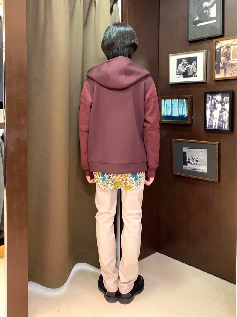 コバヤシさんの「TAKEO KIKUCHI｜【Made in JAPAN】播州織 ヘリンボン ストレート パンツ」を使ったコーディネート