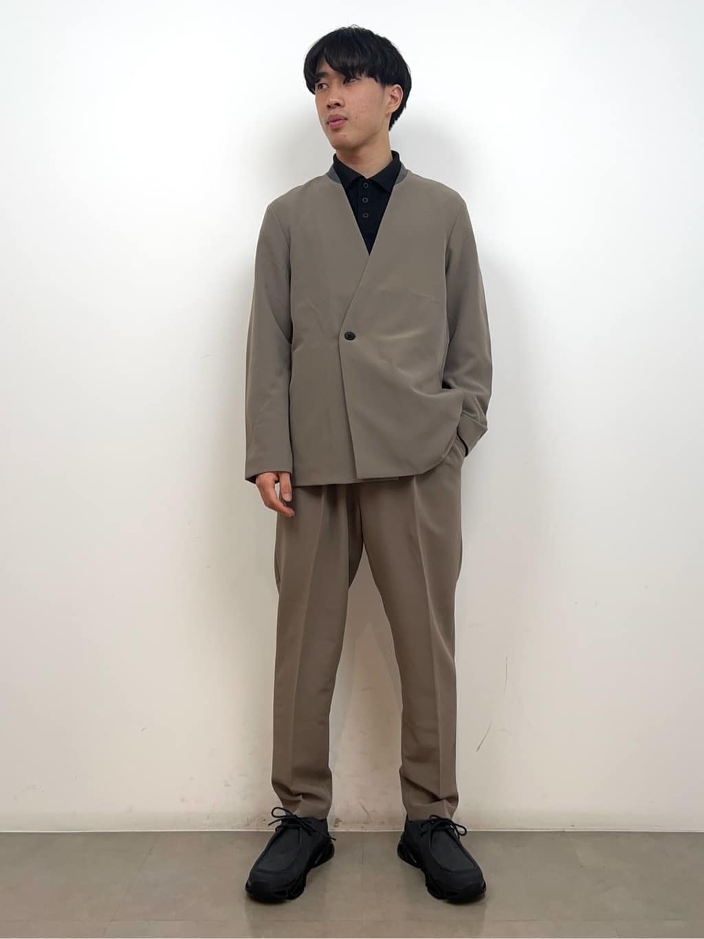 SHOSEIさんの「TAKEO KIKUCHI｜」を使ったコーディネート
