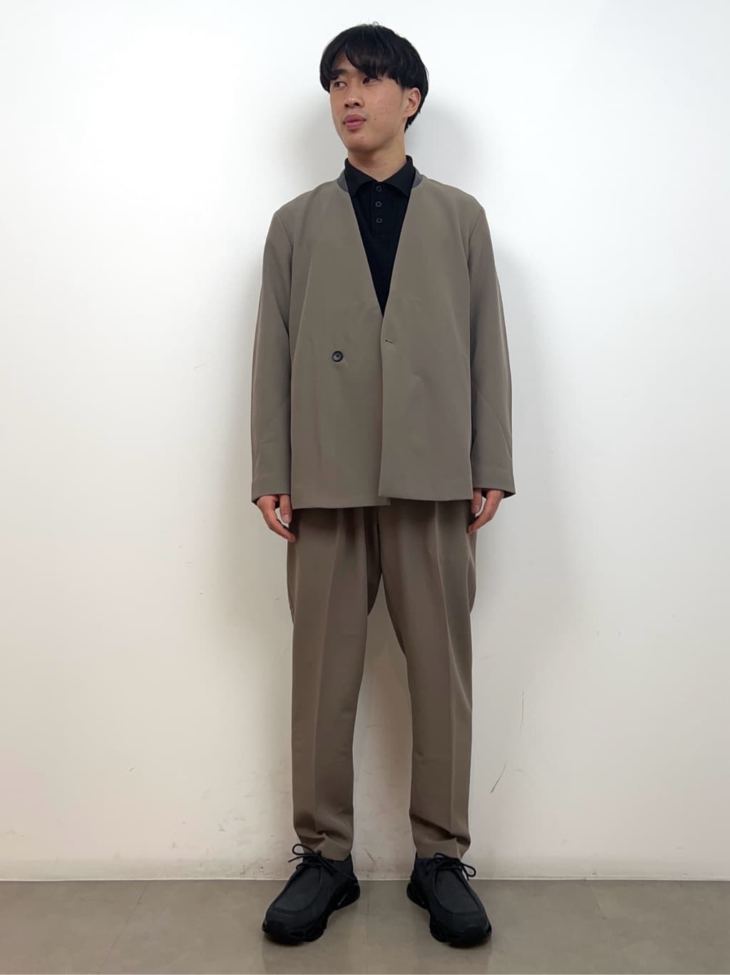 SHOSEIさんの「TAKEO KIKUCHI｜」を使ったコーディネート