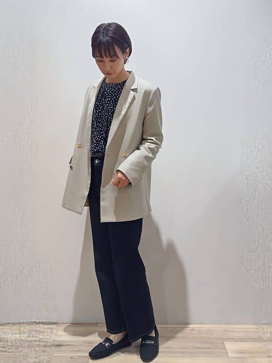 miuraさんの「index｜《丈が選べる》ストレートデニムパンツ【洗濯機洗い可】」を使ったコーディネート