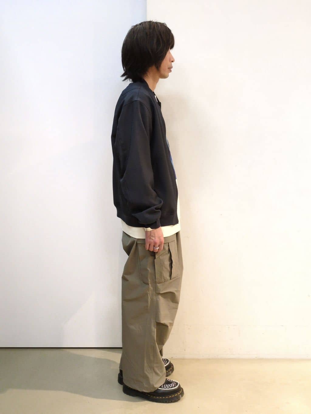takeさんの「THE SHOP TK｜◆【CAVIAN/キャビアン】リサイクルシャークスキンジップブルゾン セットアップ可」を使ったコーディネート