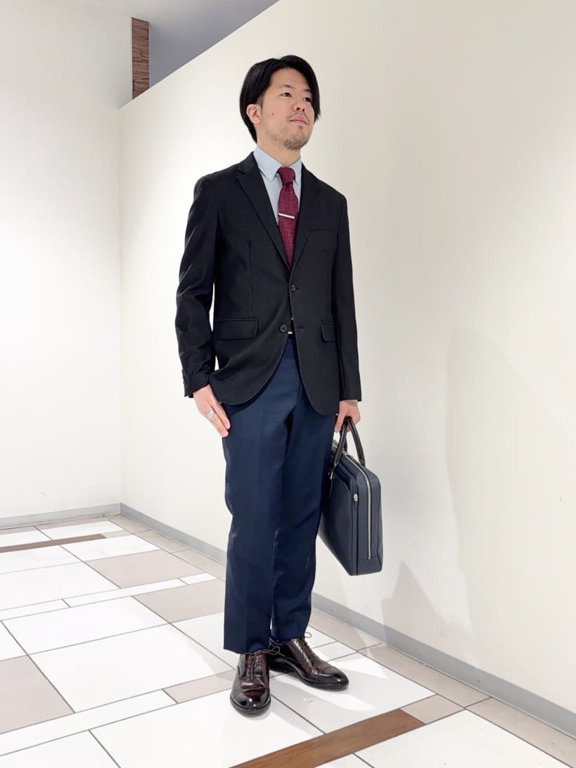 及川さんの「TAKEO KIKUCHI｜【360&deg;ストレッチ／セットアップ対応】None Of Stress ジャケット」を使ったコーディネート