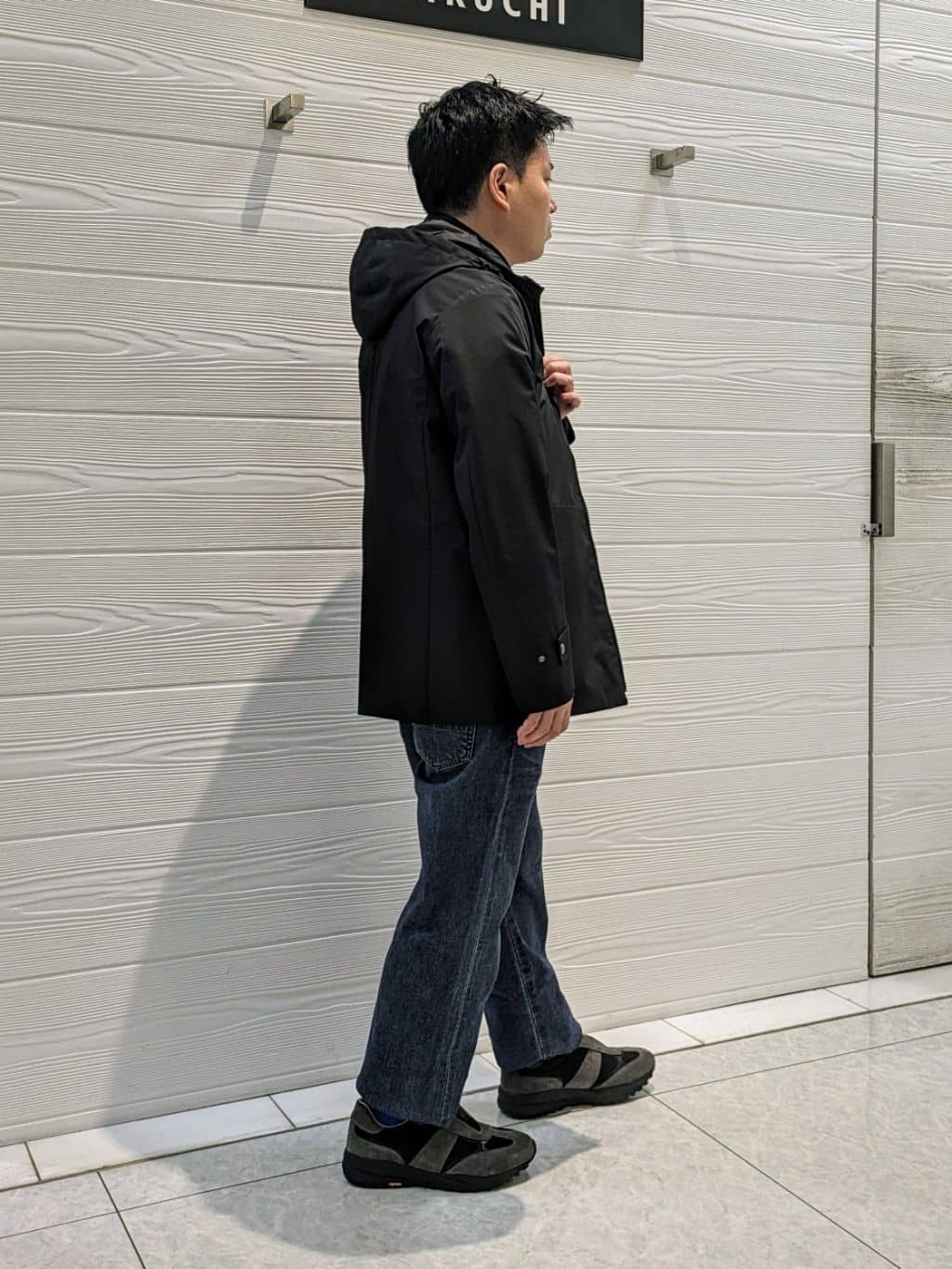 かずさんの「TAKEO KIKUCHI｜【モンスターストレッチ】日本製 ウォッシュド デニムパンツ」を使ったコーディネート