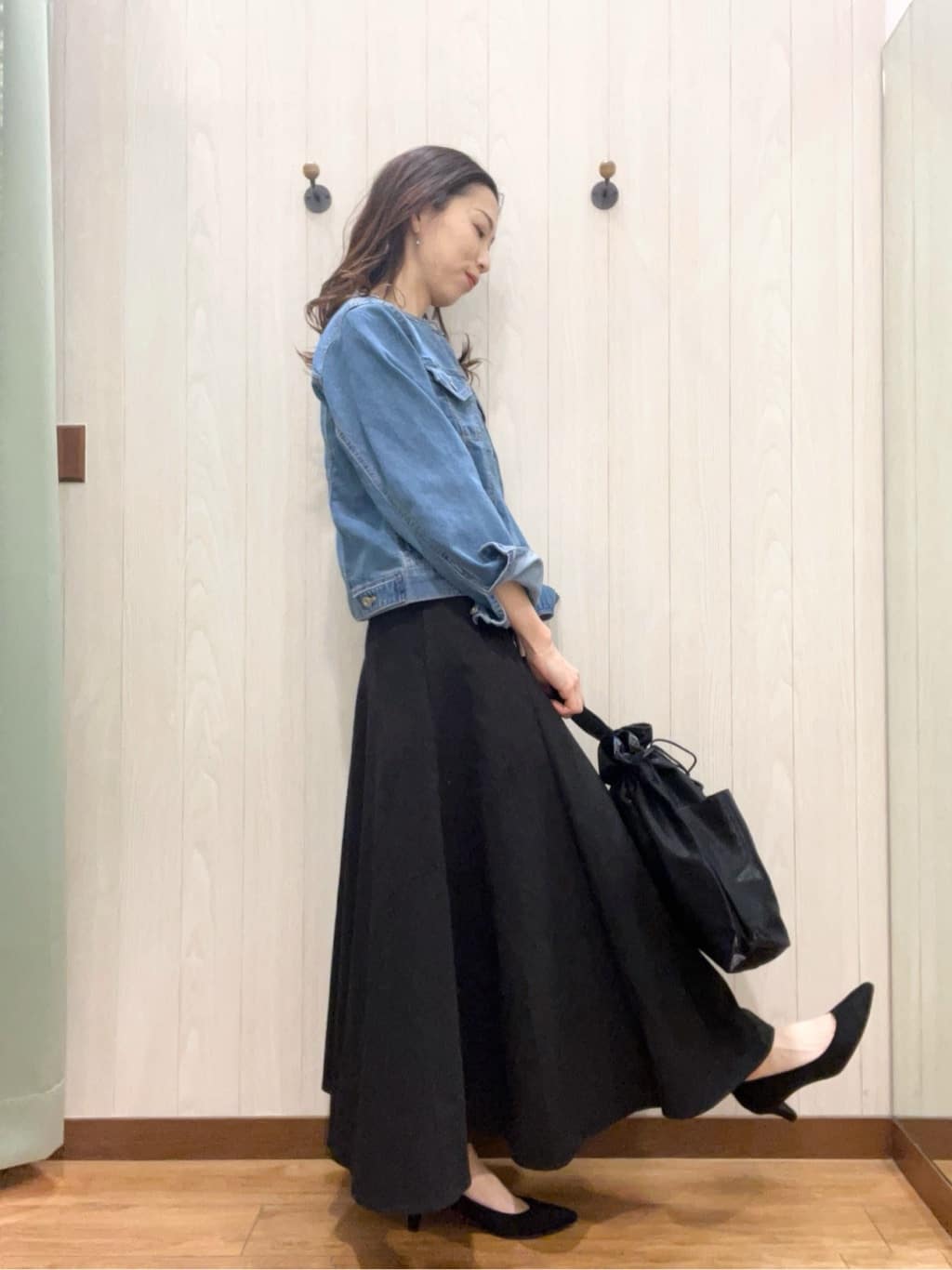 カンチャンさんの「SHOO･LA･RUE｜◆シャイニー巾着トートバッグ」を使ったコーディネート