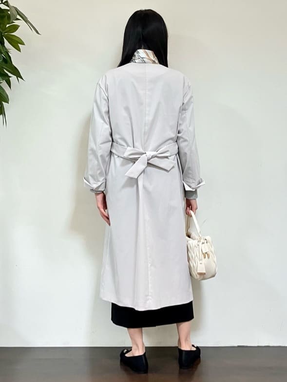 カレンさんの「UNTITLED｜【手洗い／88cm正方形】バイカラーハーネススカーフ」を使ったコーディネート