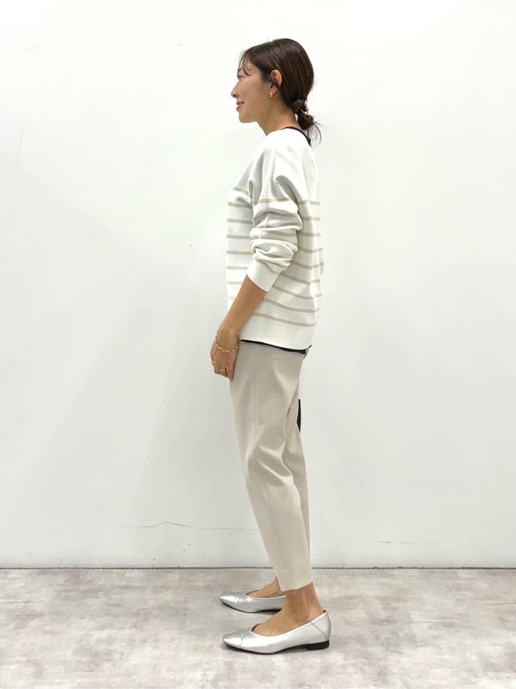 YUさんの「INDIVI｜◆【洗える／無縫製／6色展開】袖フォルム ボートネックニット」を使ったコーディネート