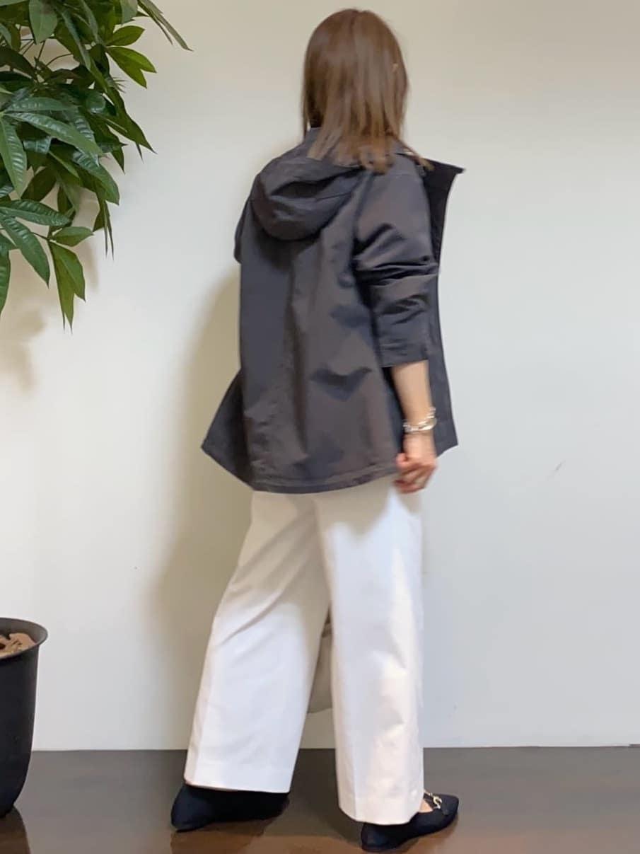 tomoさんの「UNTITLED｜◆【清涼感/洗濯機洗い可】オックス クロップドワイドパンツ」を使ったコーディネート