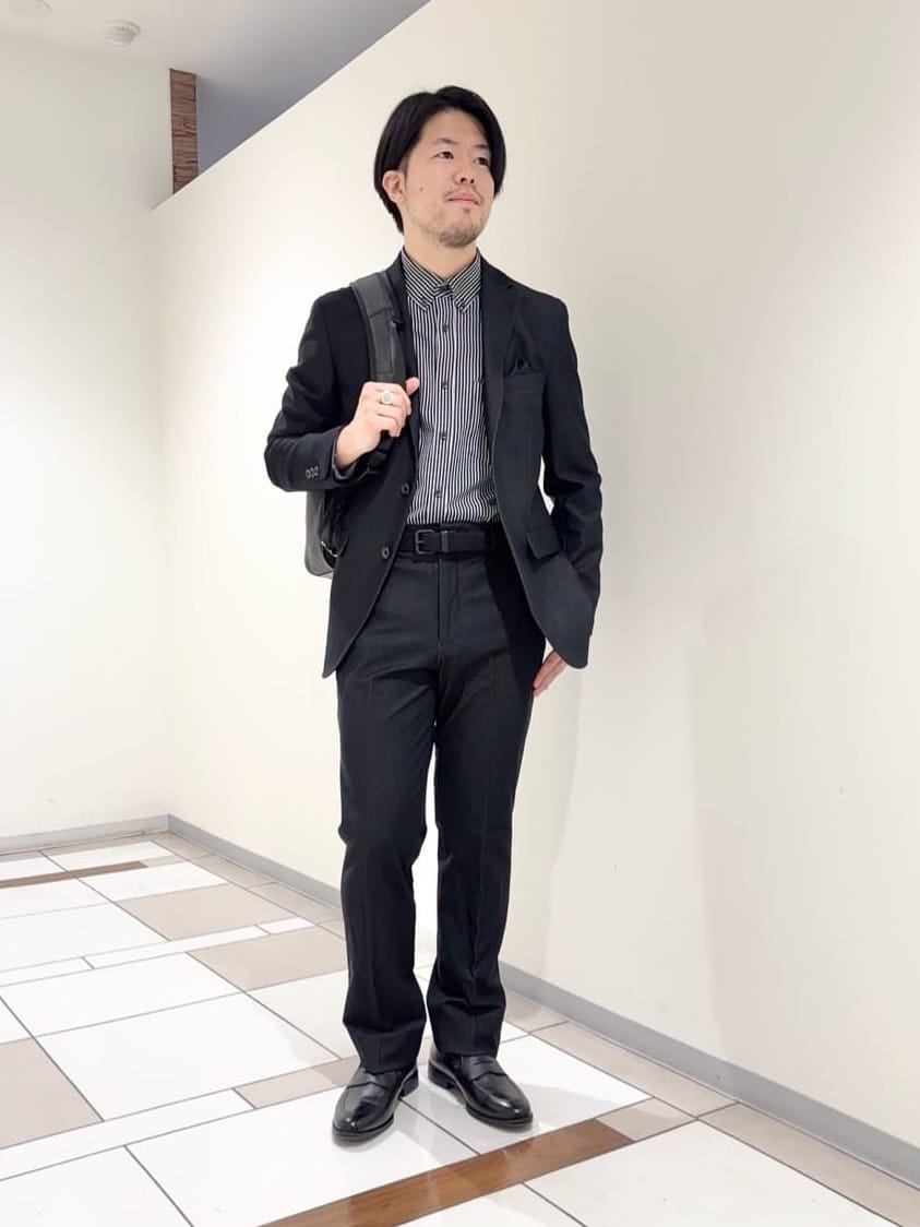 及川さんの「TAKEO KIKUCHI｜【360&deg;ストレッチ／セットアップ対応】None Of Stress ジャケット」を使ったコーディネート