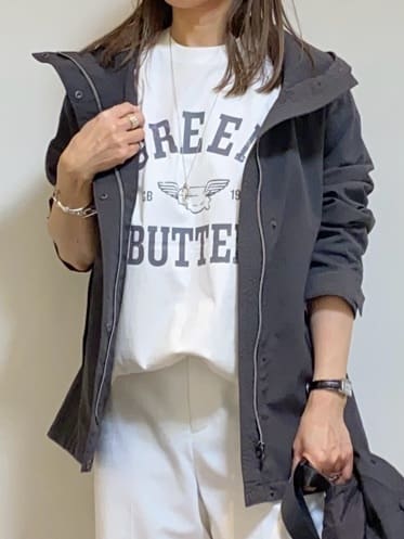 tomoさんの「UNTITLED｜◆【清涼感/洗濯機洗い可】オックス クロップドワイドパンツ」を使ったコーディネート