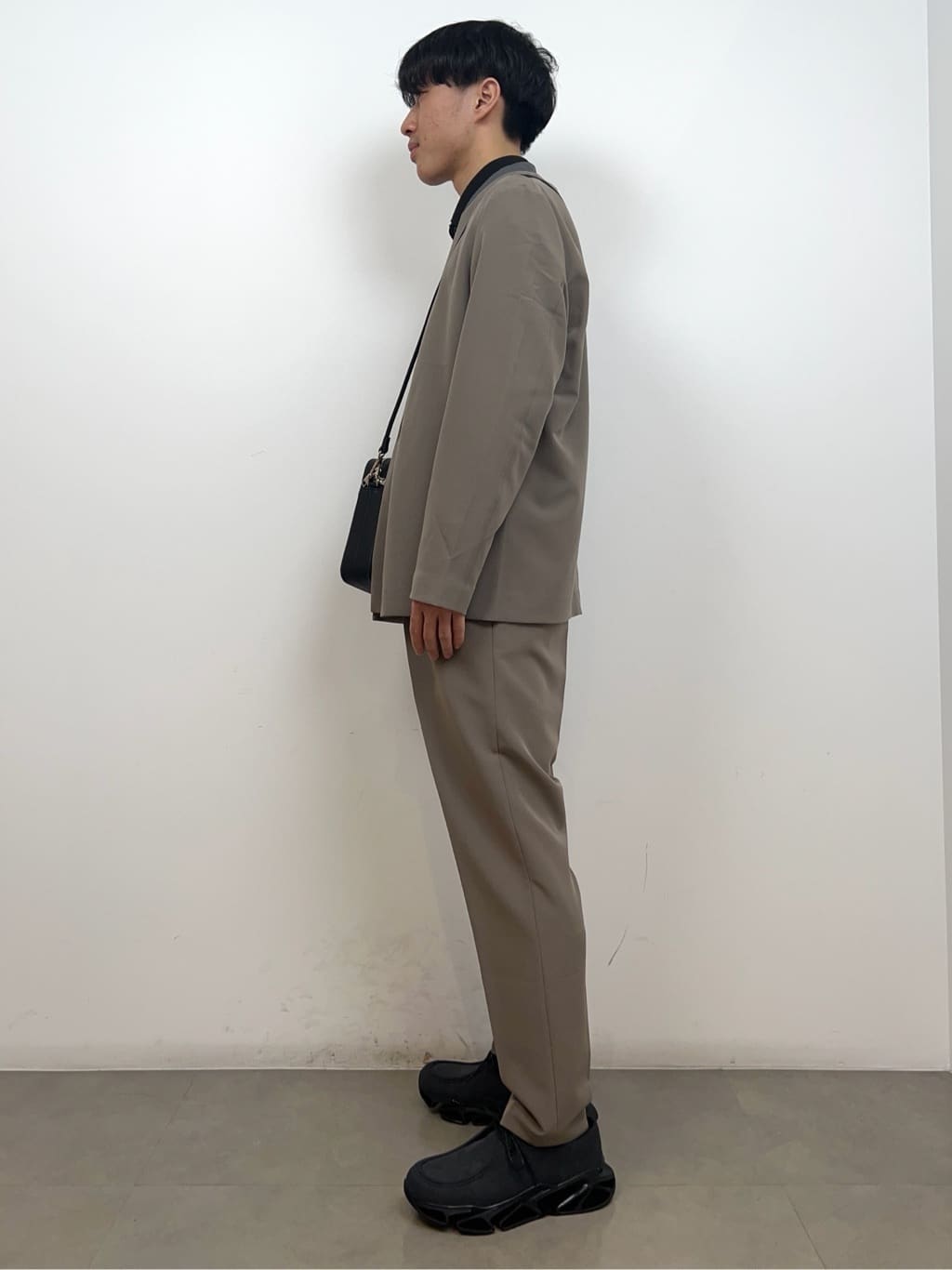 SHOSEIさんの「TAKEO KIKUCHI｜」を使ったコーディネート
