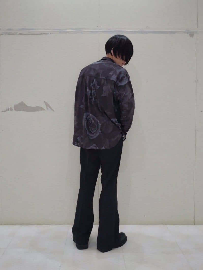 KENさんの「tk.TAKEO KIKUCHI｜◆【ネクタイ付】フラワープリントシャツ」を使ったコーディネート