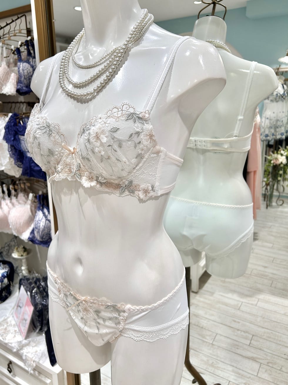 ichiさんの「Risa Magli｜シュクリエ ブラジャー（B-D）」を使ったコーディネート