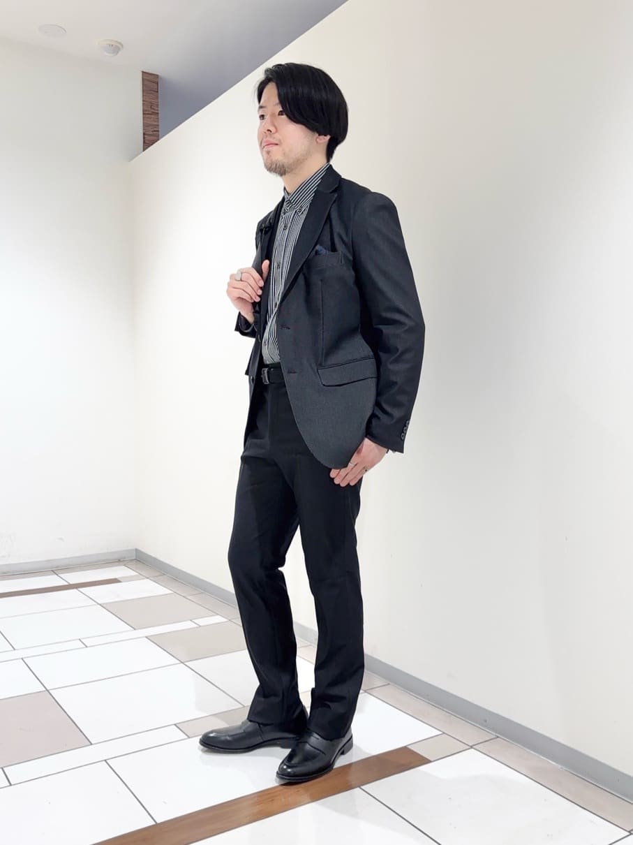 及川さんの「TAKEO KIKUCHI｜【360&deg;ストレッチ／セットアップ対応】None Of Stress ジャケット」を使ったコーディネート
