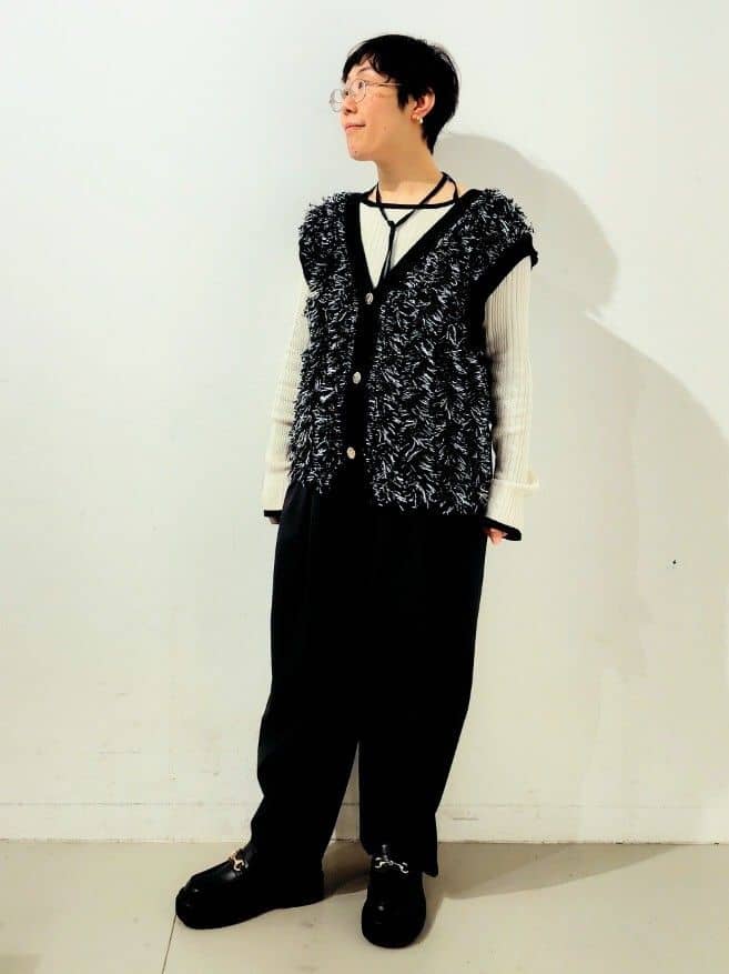 kodamaさんの「THE SHOP TK｜◆テープヤーンベスト」を使ったコーディネート