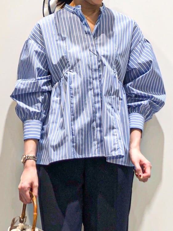 もんちゃんさんの「OPAQUE.CLIP｜◆バンドカラーペプラムシャツ【洗濯機洗い可】」を使ったコーディネート