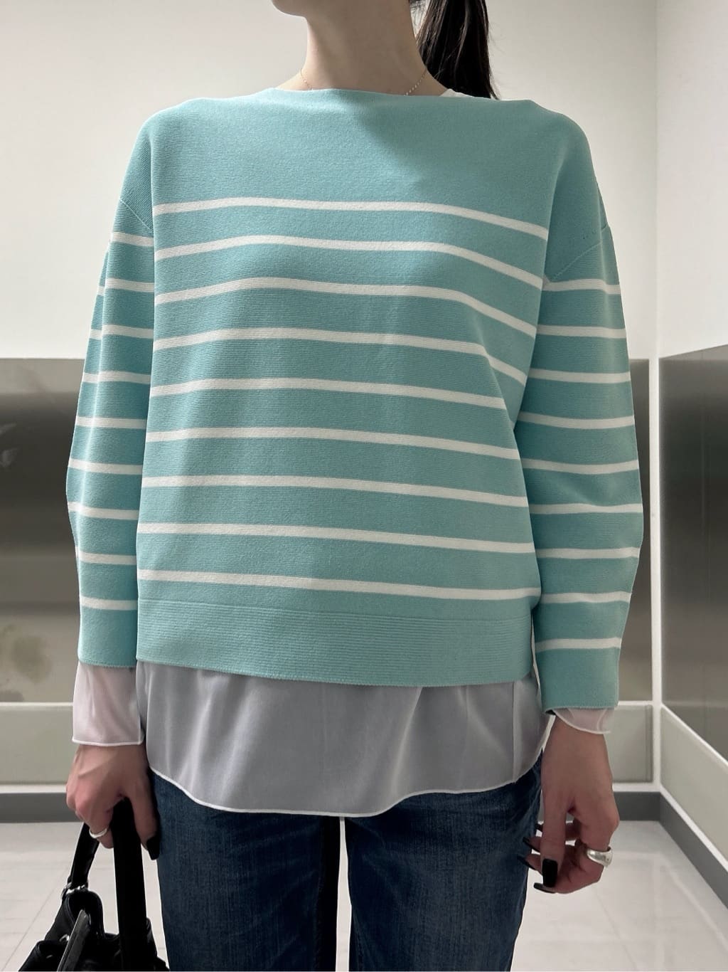 mitsukiさんの「INDIVI｜【褒められデニム】スリムストレート デニムパンツ」を使ったコーディネート