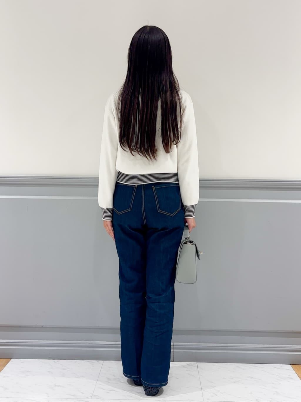 chihaさんの「grove｜◆バイカラーコンパクトカーディガン」を使ったコーディネート