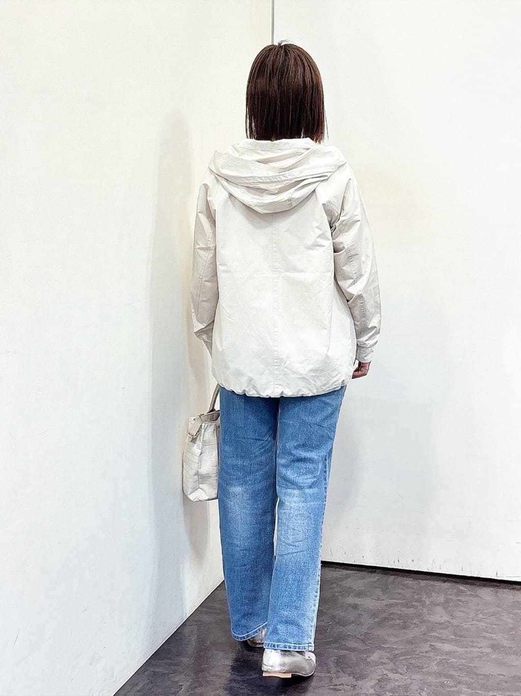 MIYUさんの「grove｜裾テールロンT」を使ったコーディネート