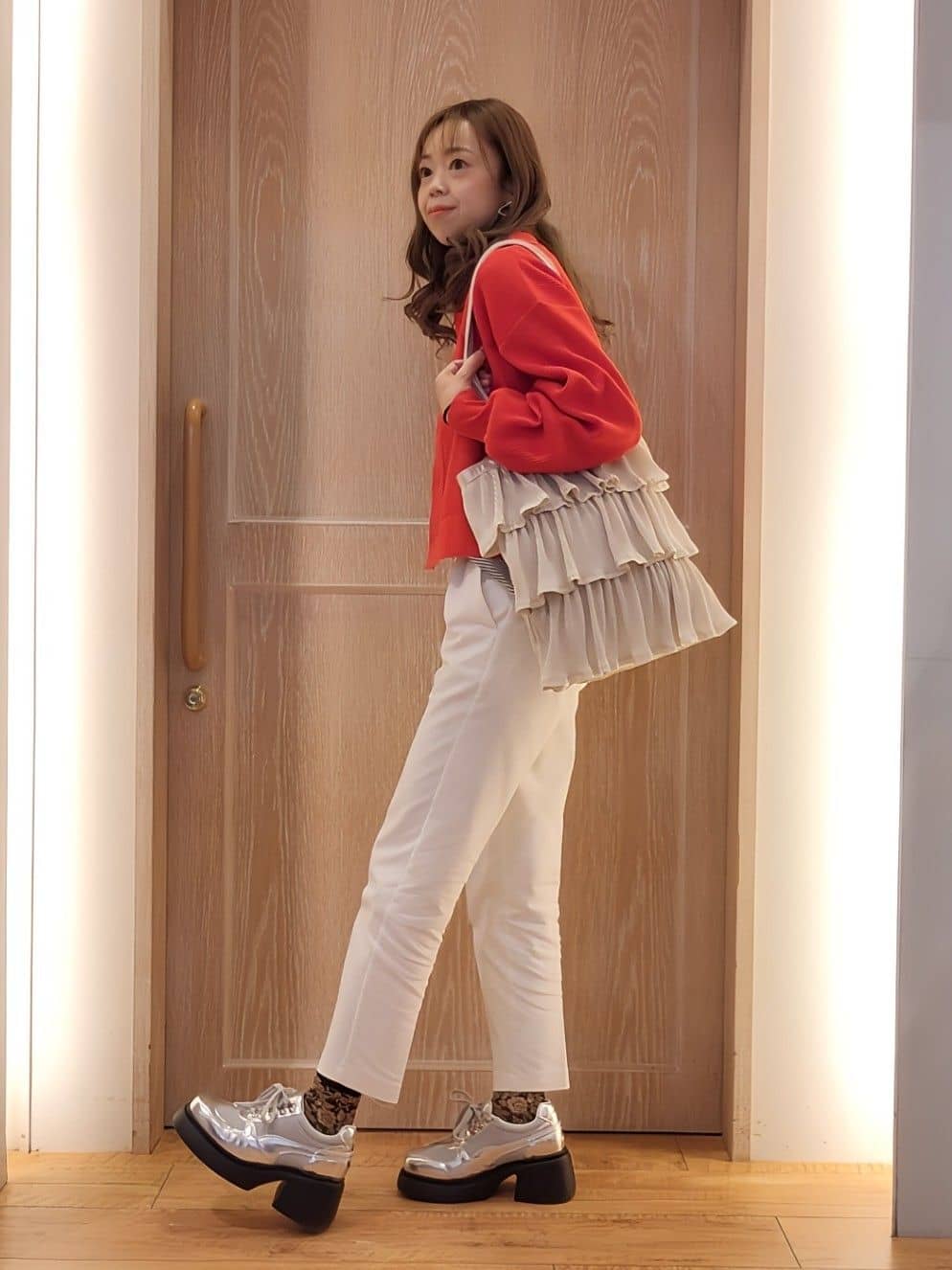 asadaさんの「SHOO･LA･RUE｜◆【高レビュー/洗える/美脚シルエット】ソフトスティックパンツ」を使ったコーディネート