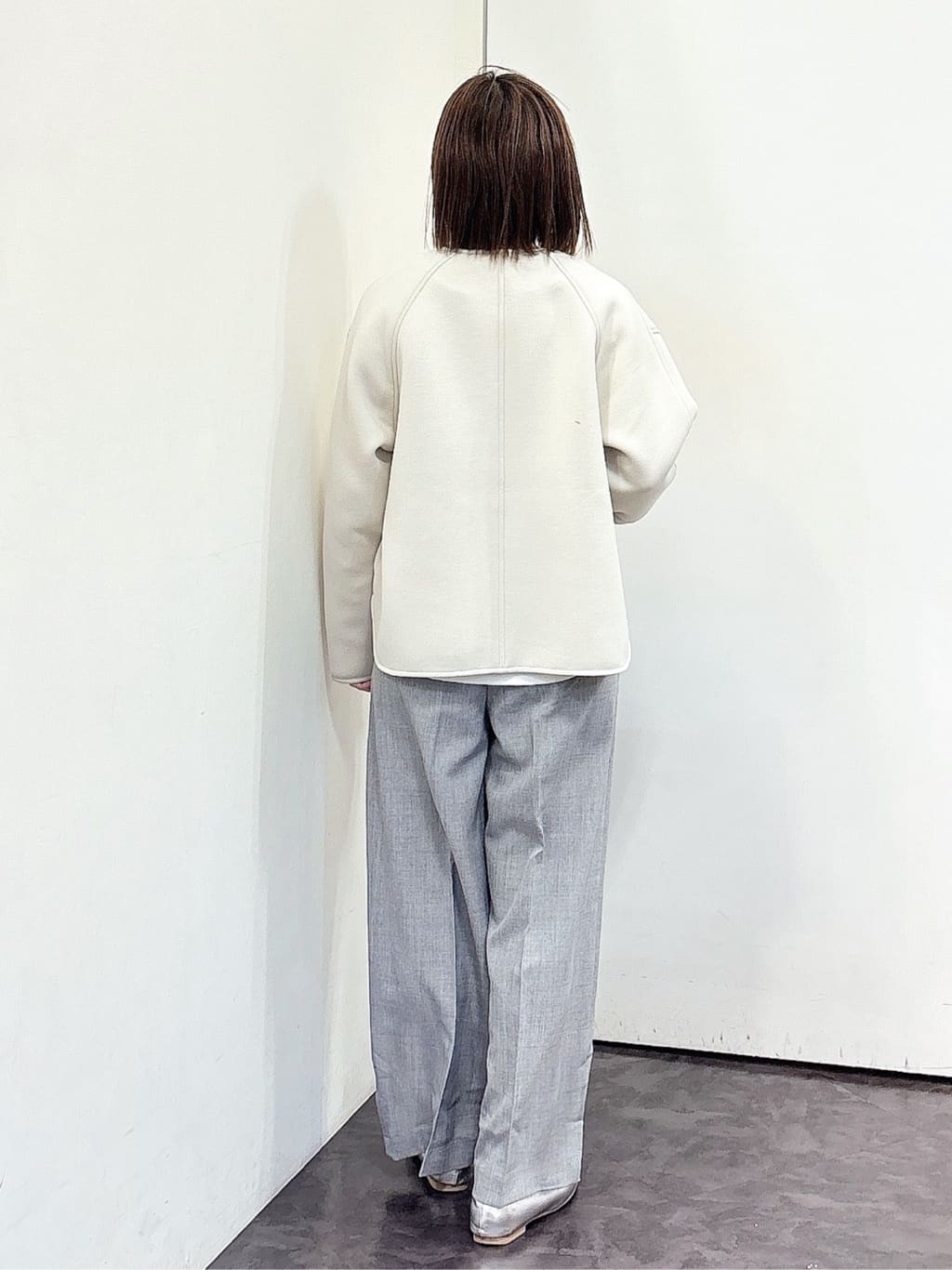 MIYUさんの「grove｜裾テールロンT」を使ったコーディネート