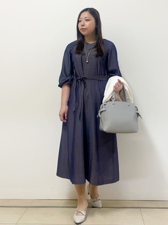 chisaさんの「Reflect｜◆【手洗い可／共布ベルト付き】ブルーダンガリーワンピース」を使ったコーディネート