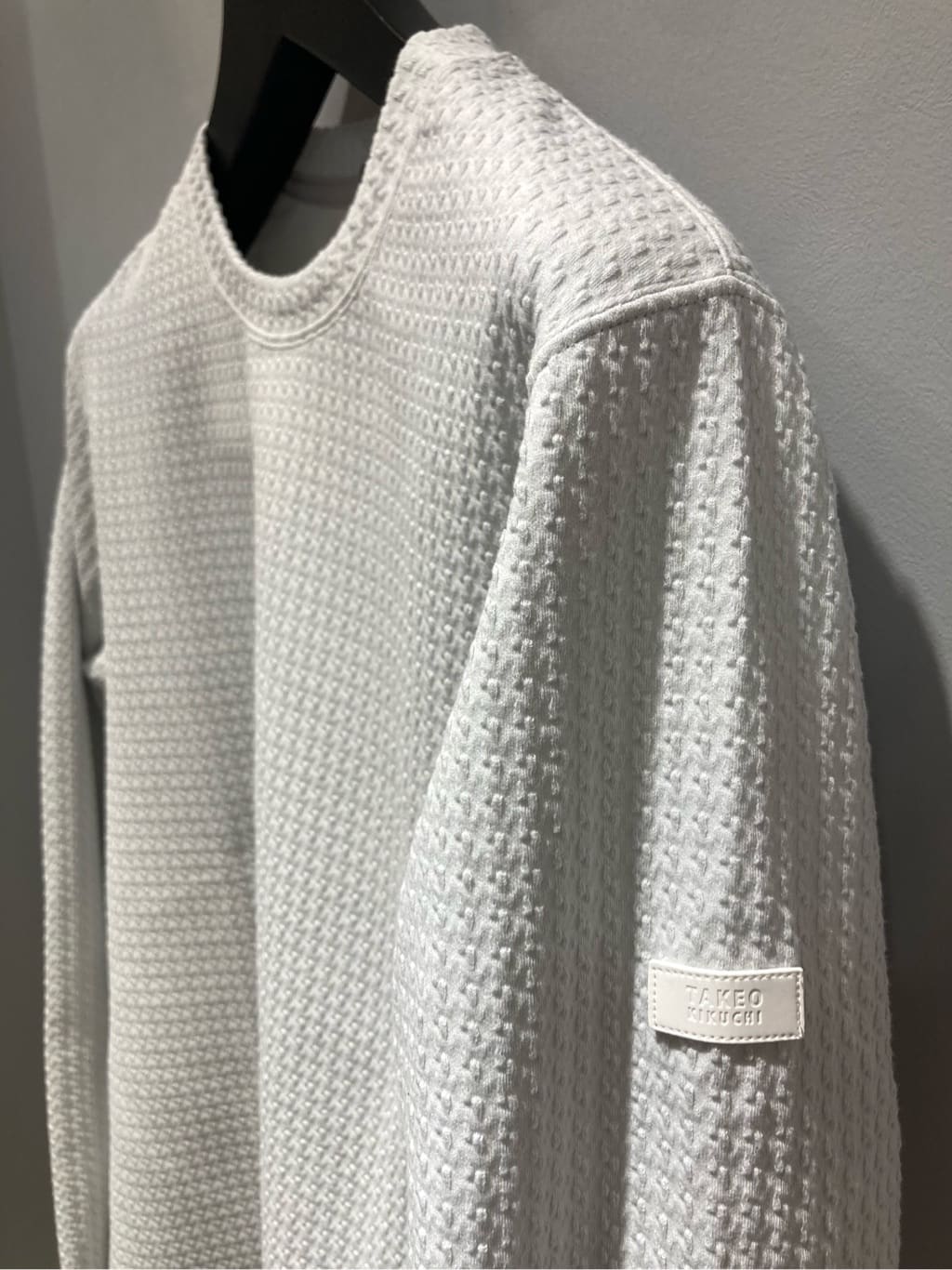 シュンさんの「TAKEO KIKUCHI｜【Made in JAPAN】播州織 ストレッチ パンツ」を使ったコーディネート