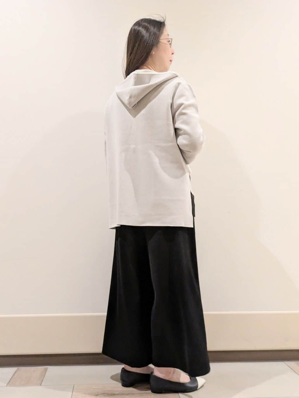 imamiさんの「Reflect｜◆【軽羽織りに◎】フーデッドニットカーディガン」を使ったコーディネート