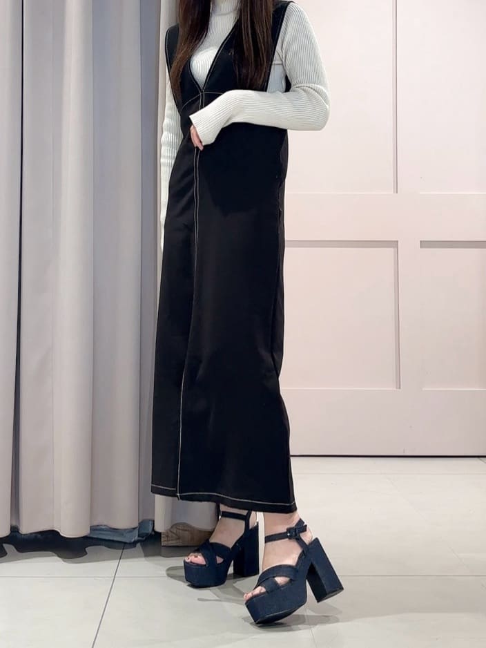 RINAさんの「ESPERANZA｜ラク盛り厚底サンダルⅢ」を使ったコーディネート
