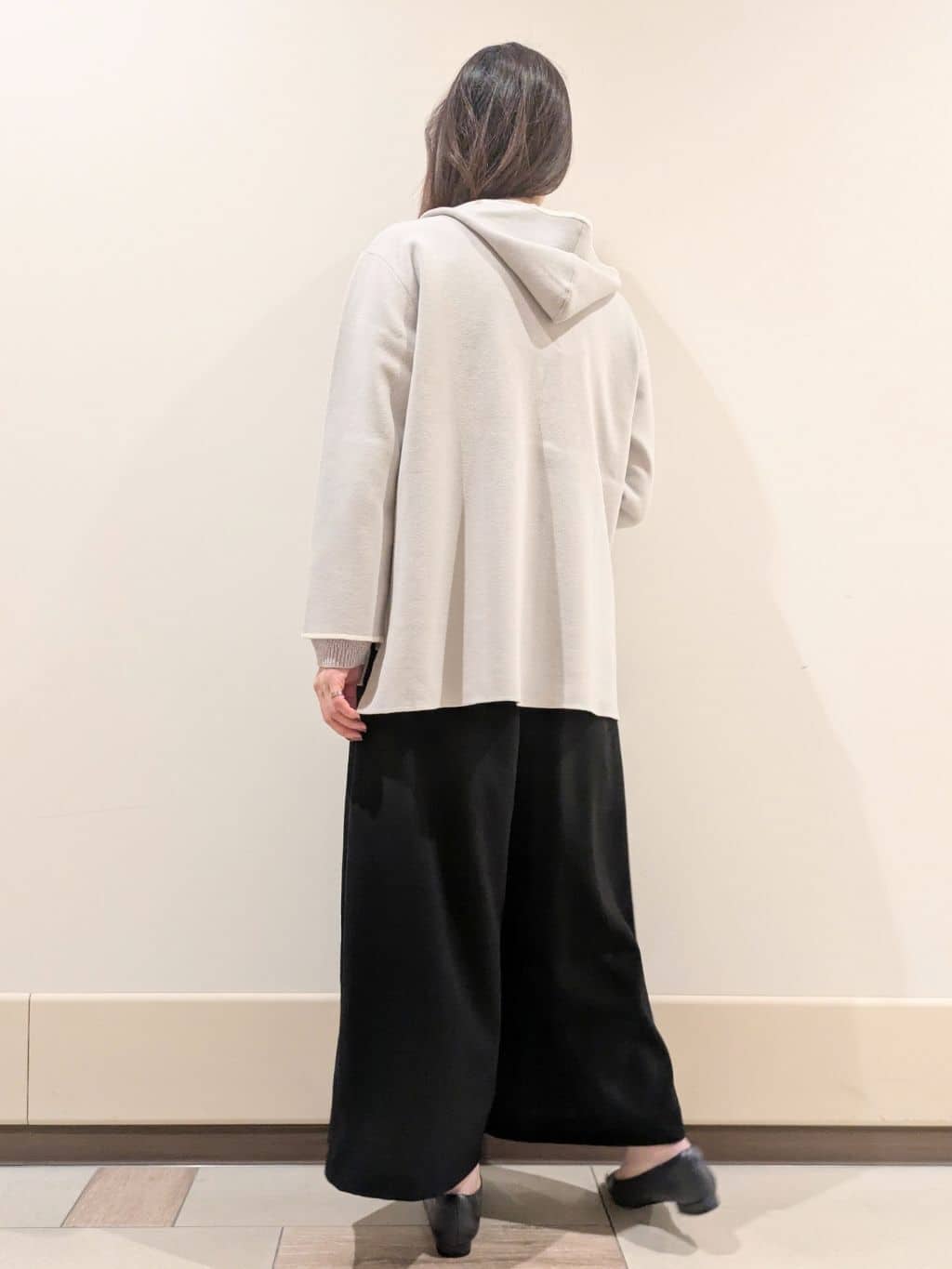 imamiさんの「Reflect｜◆【軽羽織りに◎】フーデッドニットカーディガン」を使ったコーディネート