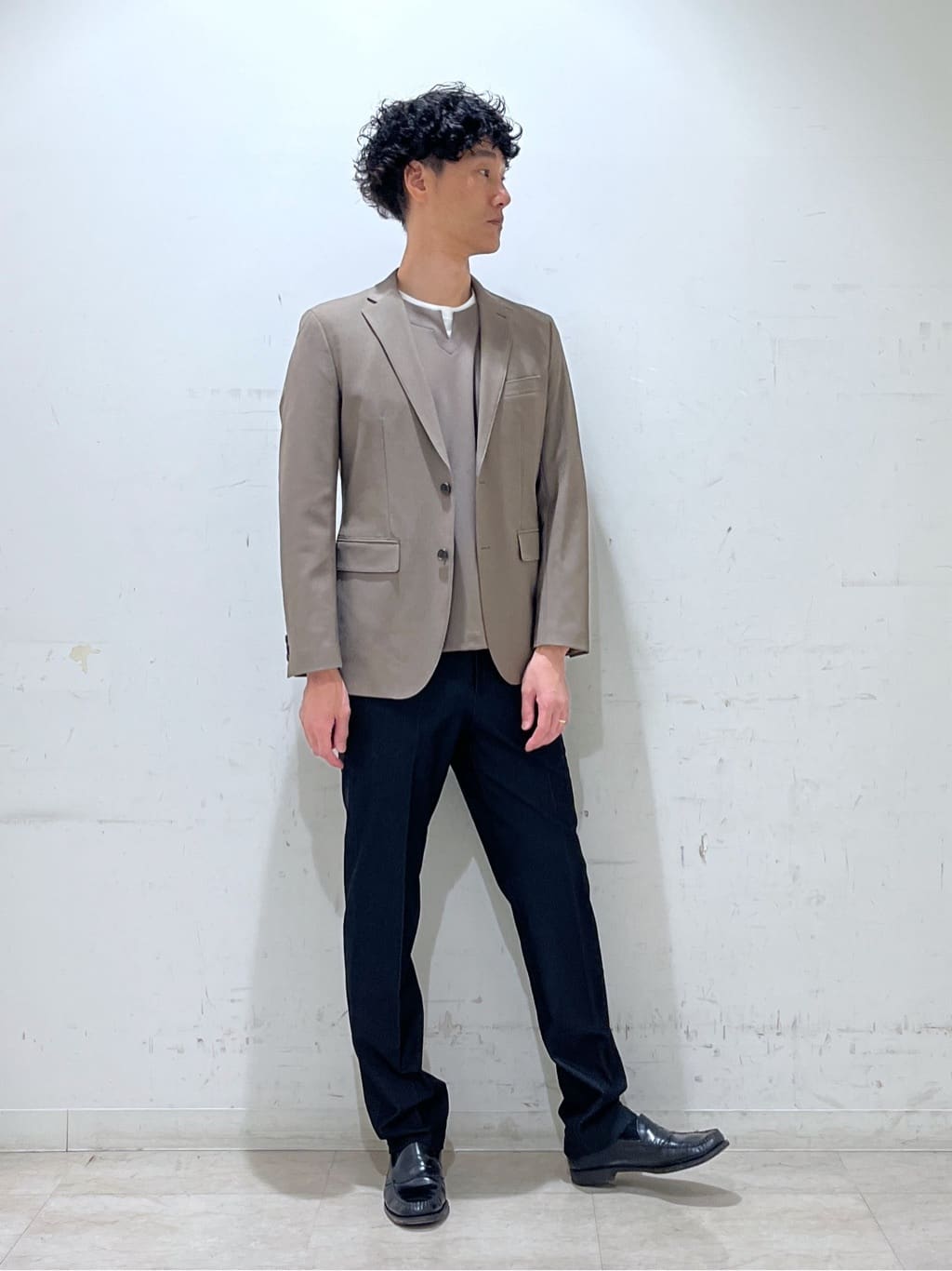 mutoさんの「TAKEO KIKUCHI｜【360&deg;ストレッチ／セットアップ対応】None Of Stress ジャケット」を使ったコーディネート