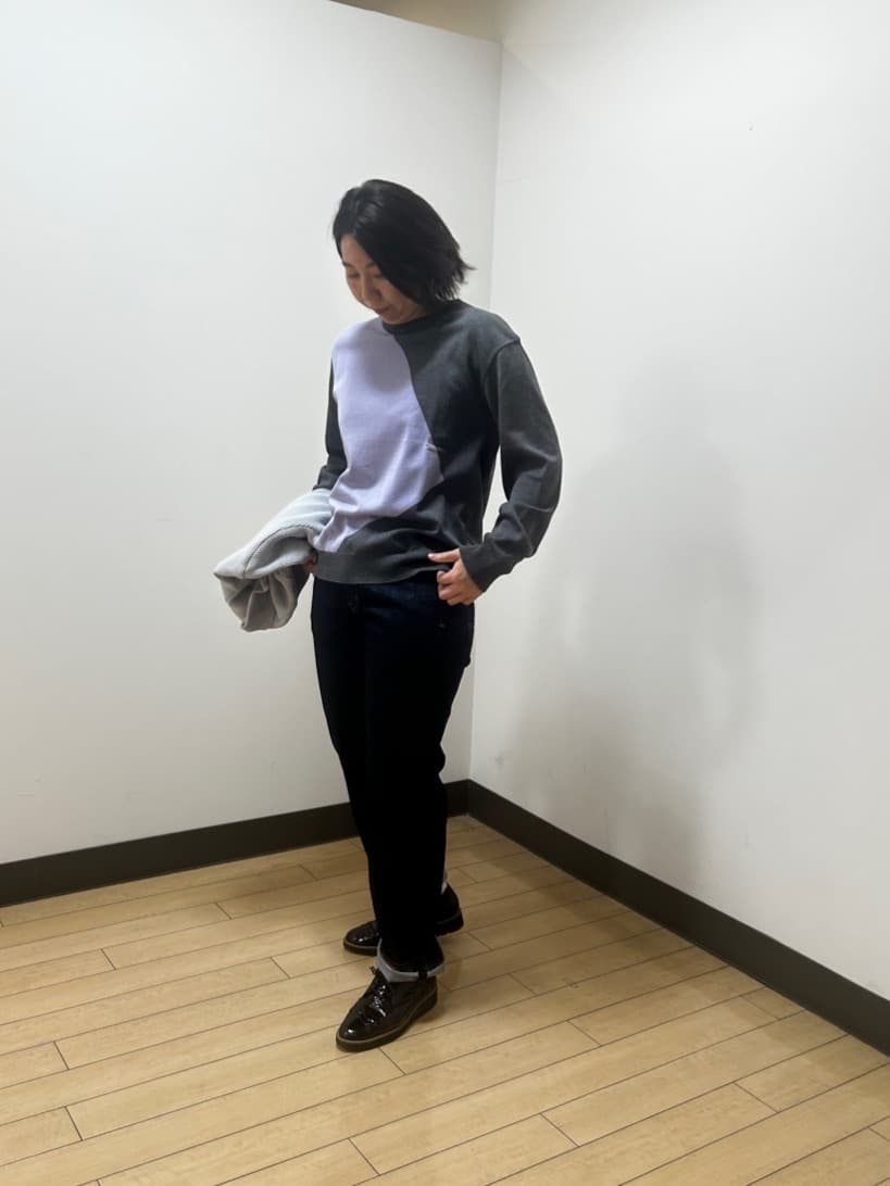 okaさんの「TAKEO KIKUCHI｜【モンスターストレッチ】日本製 ワンウォッシュ デニムパンツ」を使ったコーディネート